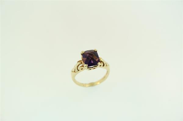 Amethyst Lady’s Stone Ring 14K Yellow Gold 3.1g Size:5