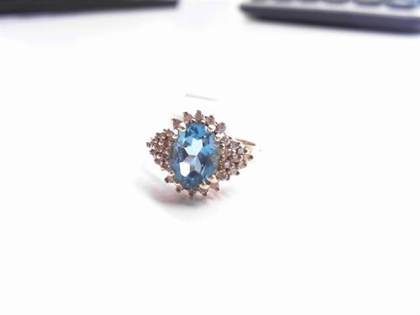Blue Topaz Lady’s Stone & Diamond Ring 30 Diamonds .60 Carat T.W.