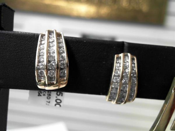 Gold-Diamond Earrings 42 Diamonds 1.26 Carat T.W. 14K Yellow Gold 7.9g
