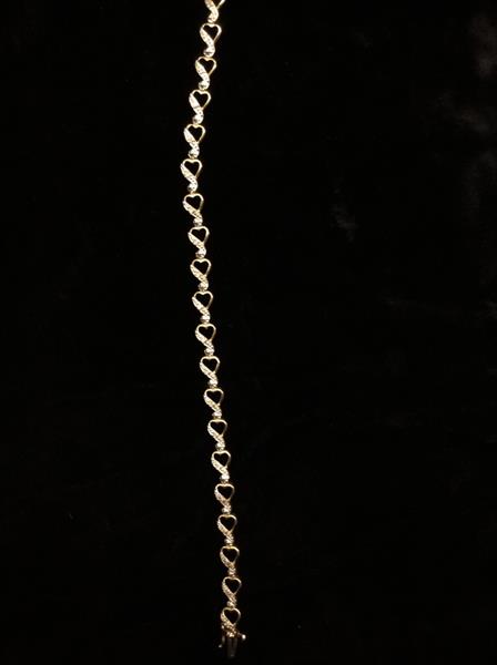 Gold-Diamond Bracelet 22 Diamonds .22 Carat T.W. 10K Yellow Gold 4.9g