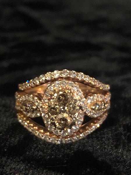 Lady’s Diamond Cluster Ring 102 Diamonds 1.56 Carat T.W. 14K Yellow Gold 6.5g