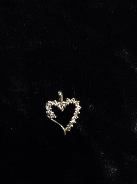 17 Diamonds .42 Carat T.W. 10K Yellow Gold 0.9g