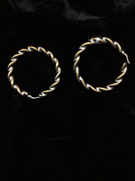 Gold Earrings 14K 2 Tone Gold 5.3g