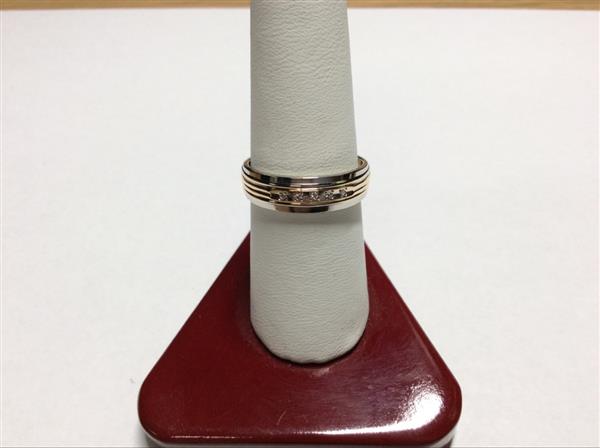 Gent’s Gold-Diamond Wedding Band 5 Diamonds .05 Carat T.W. 14K 2 Tone Gold 4.9g