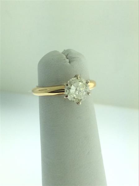 Gent’s Diamond Solitaire Ring .90 CT. 14K Yellow Gold 2g