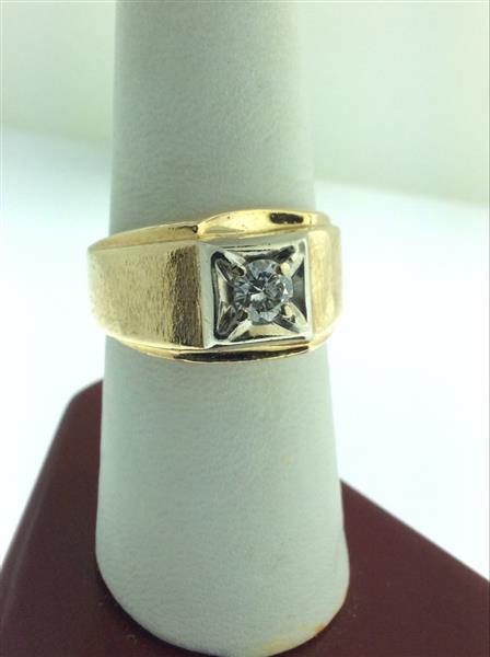 Gent’s Diamond Solitaire Ring .40 CT. 14K Yellow Gold 7.2g