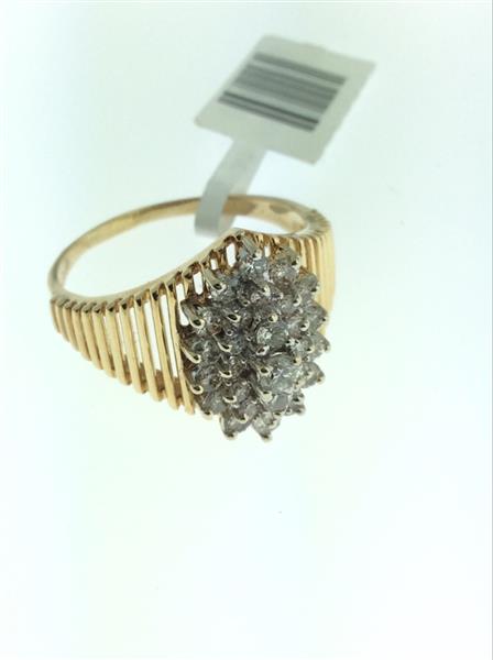 Lady’s Diamond Cluster Ring 29 Diamonds .82 Carat T.W. 14K Yellow Gold 5.7g