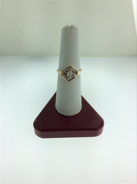 Lady’s Diamond Cluster Ring 23 Diamonds .77 Carat T.W. 14K Yellow Gold 3g