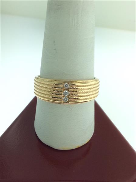 Gent’s Gold-Diamond Wedding Band 3 Diamonds .09 Carat T.W. 14K Yellow Gold 7.6g