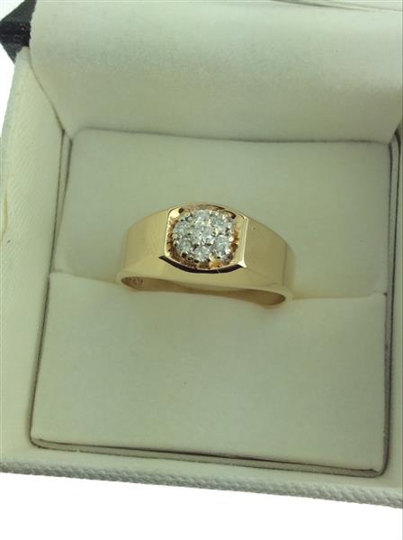 Gent’s Diamond Fashion Ring 7 Diamonds .25 Carat T.W. 14K Yellow Gold 4.5g