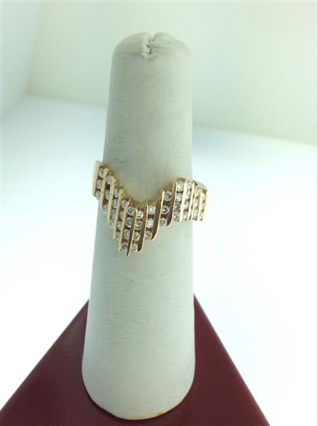 Lady’s Diamond Cluster Ring 45 Diamonds .90 Carat T.W. 14K Yellow Gold 5.9g