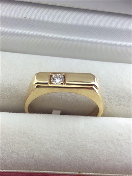 Gent’s Diamond Fashion Ring .15 CT. 14K Yellow Gold 4.8g Size:10