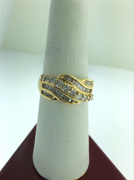 Lady’s Diamond Cluster Ring 42 Diamonds 1.34 Carat T.W. 14K Yellow Gold 4.9g