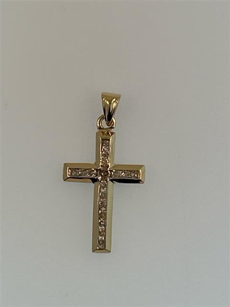 17 Diamonds .37 Carat T.W. 14K Yellow Gold 1.7g