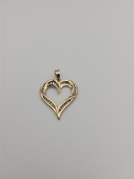 33 Diamonds .33 Carat T.W. 14K Yellow Gold 3.6g