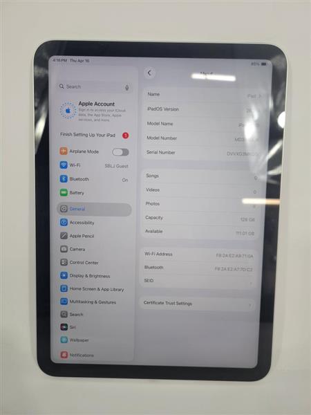 Apple Ipad MD3Y4LL/A – A16 – 11 Generation